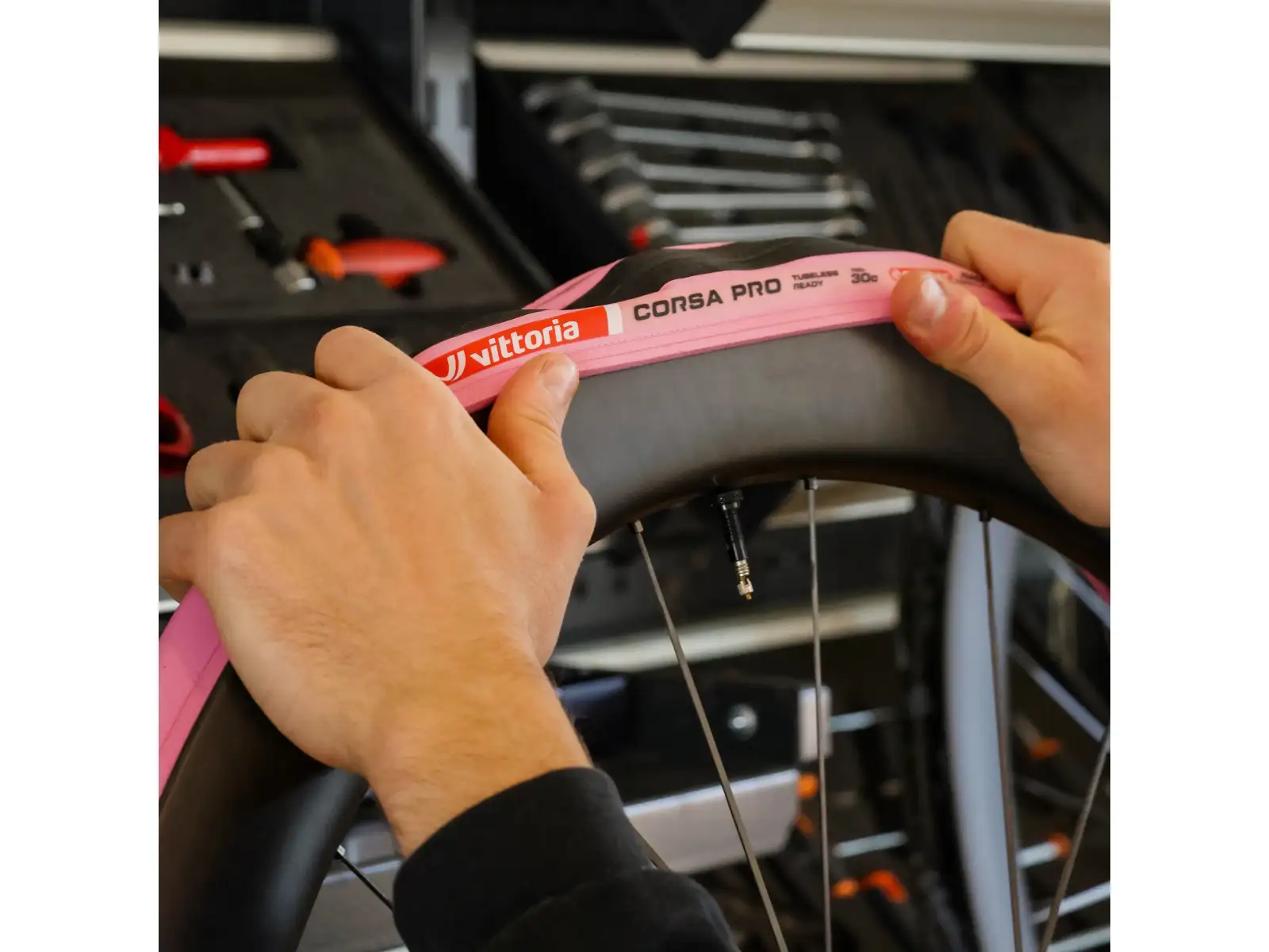 Vittoria Corsa Pro Pink TLR G2.0 28-622 silniční plášť kevlar