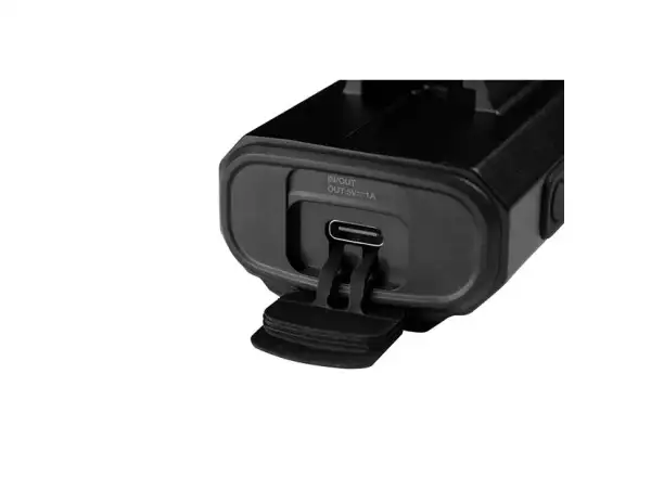 Giant Recon HL 1200 přední světlo USB