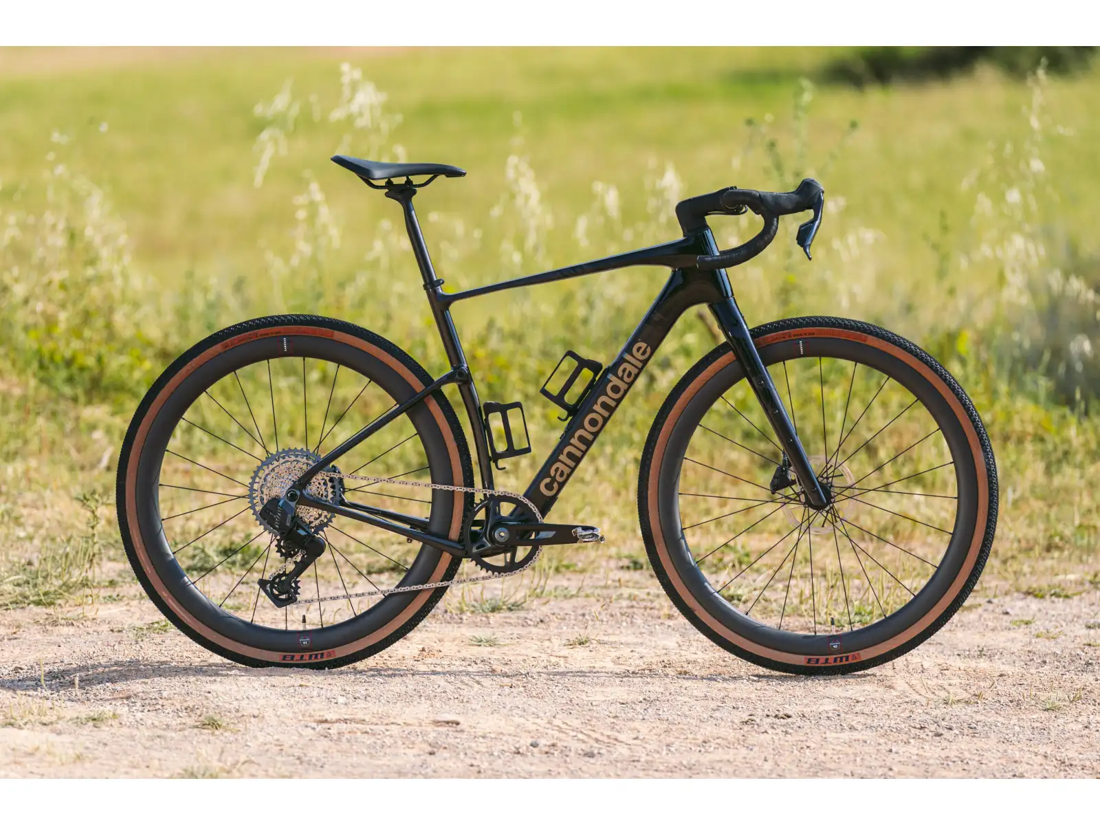 Cannondale Topstone Carbon 1 AXS gravel kolo Black