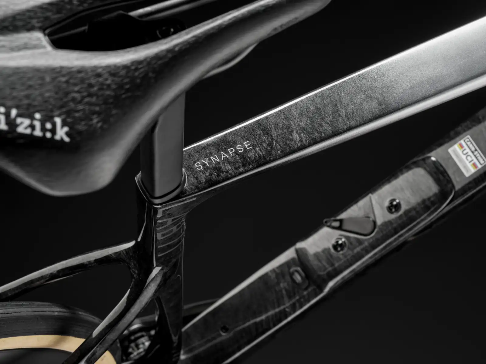 Cannondale Synapse LAB71 SMARTSENSE silniční kolo Black Marble (BMB)