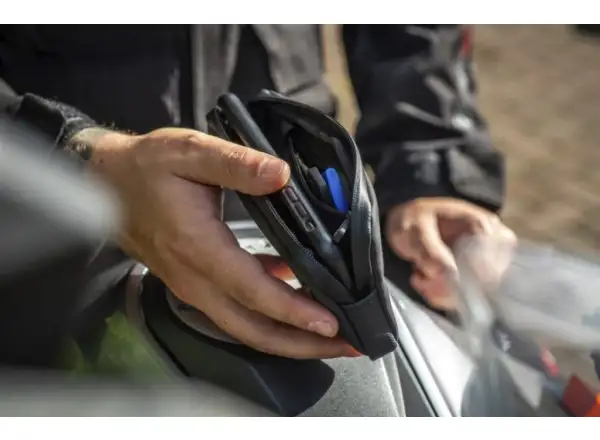 Muc-off Rainproof essentials case obal na telefon