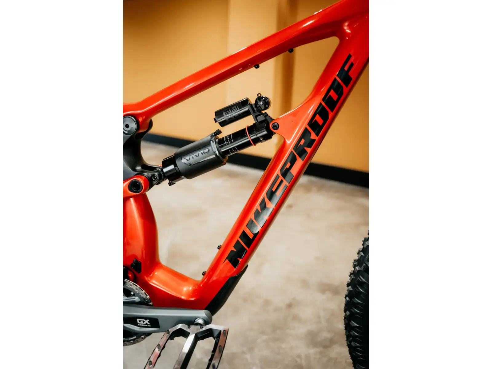 Nukeproof Mega Carbon Pro 297 T-GX celoodpružené kolo Red
