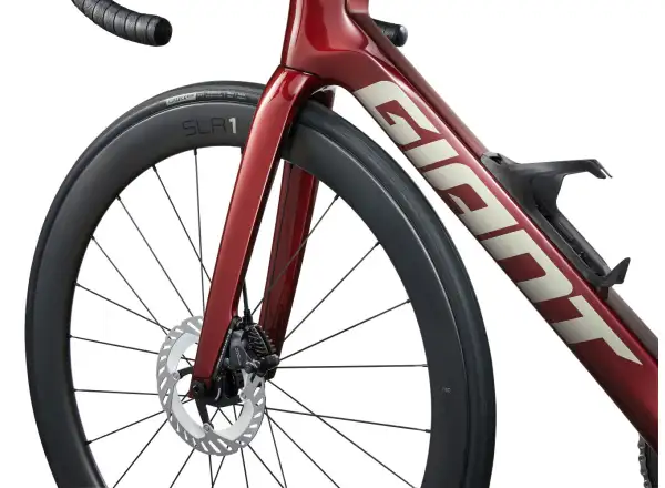 Giant Propel Advanced Pro 0 silniční kolo Sangria