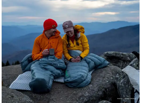 Therm-A-Rest Vesper Péřová přikrývka 7°C šedá