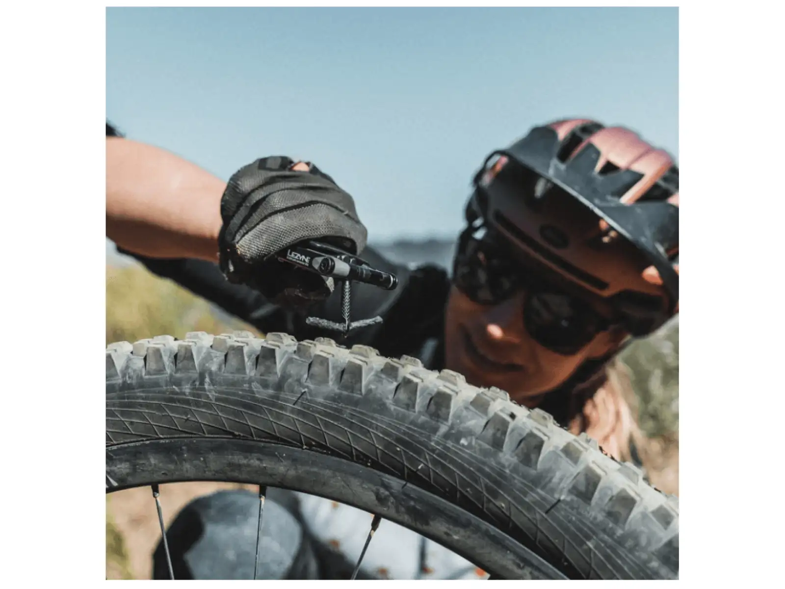 Lezyne V Pro multiklíč 17 funkcí černá