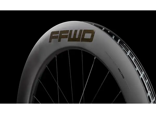 FFWD FALCON + RYOT77 Shimano 11/12sp vypletená kola