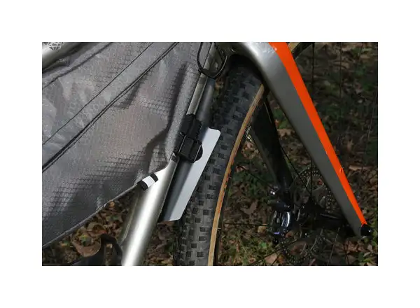 Woho Shovel Fender rámový blatník černá