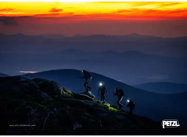 Petzl ACTIK 2025 čelovka červená