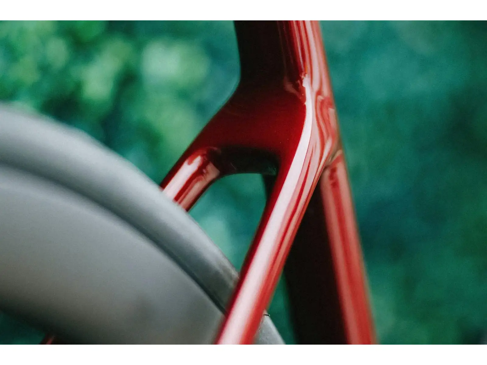 Cervélo Caledonia 5 Rival AXS silniční kolo Carmine