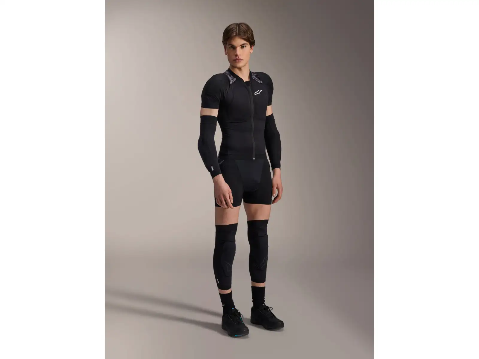 Alpinestars A-Motion Plasma ochranná vesta Black Camo