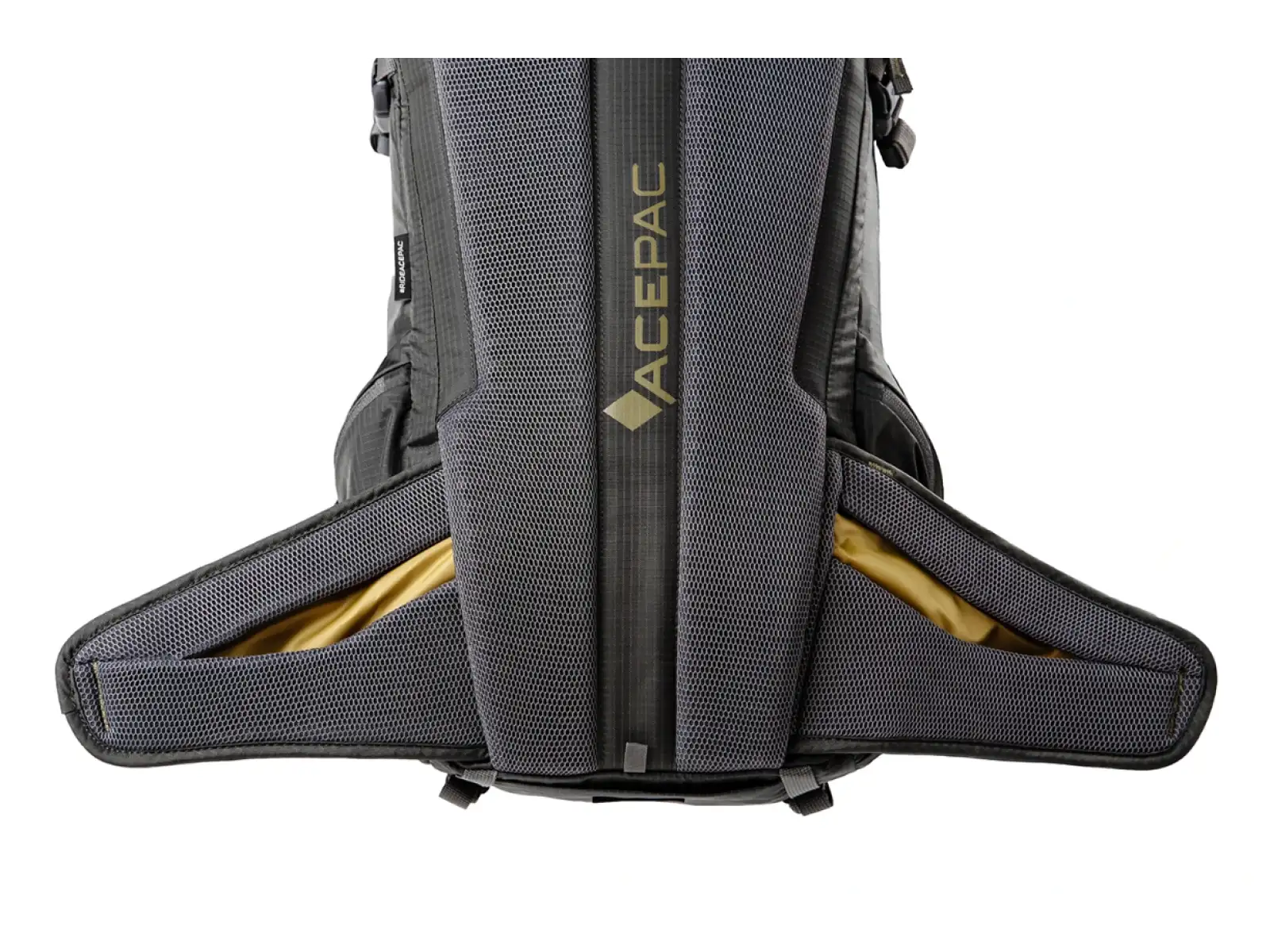 Acepac Flite MKIII 20 l batoh Black