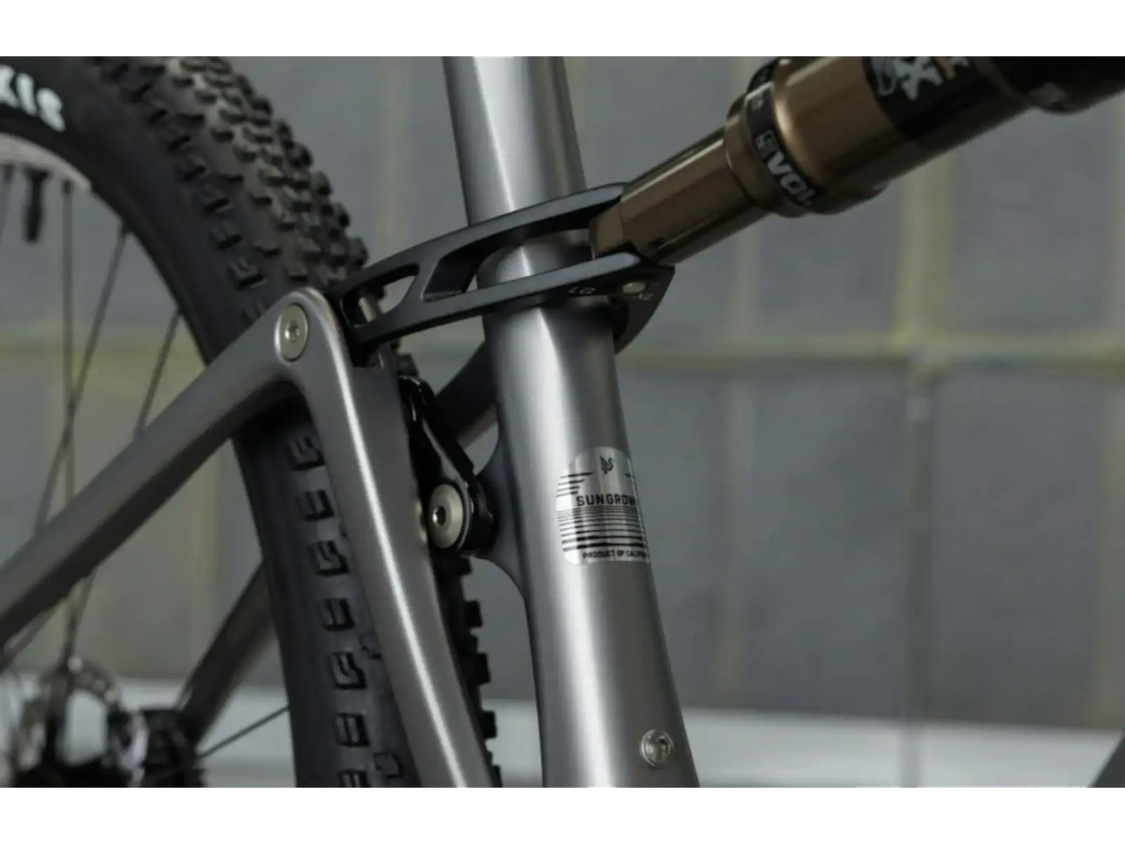 Ibis Exie US GX AXS T-Type horské celoodpružené kolo Metal Silver