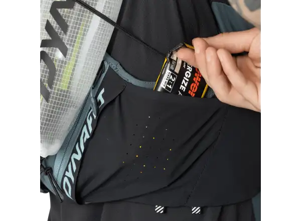 Dynafit Ultra 12 běžecká vesta Cinder/Black Out