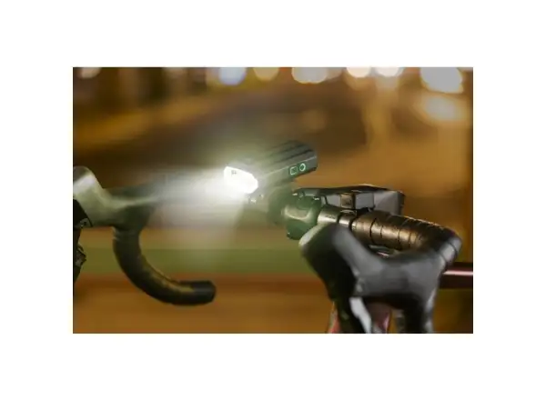 Giant Recon HL 1200 přední světlo USB
