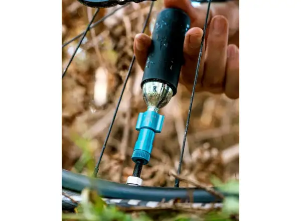 Peatys Holeshot CO2 hlavice pumpy Navy