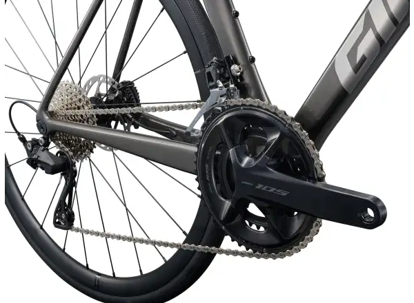 Giant TCR Advanced 2 KOM silniční kolo Stealth Chrome