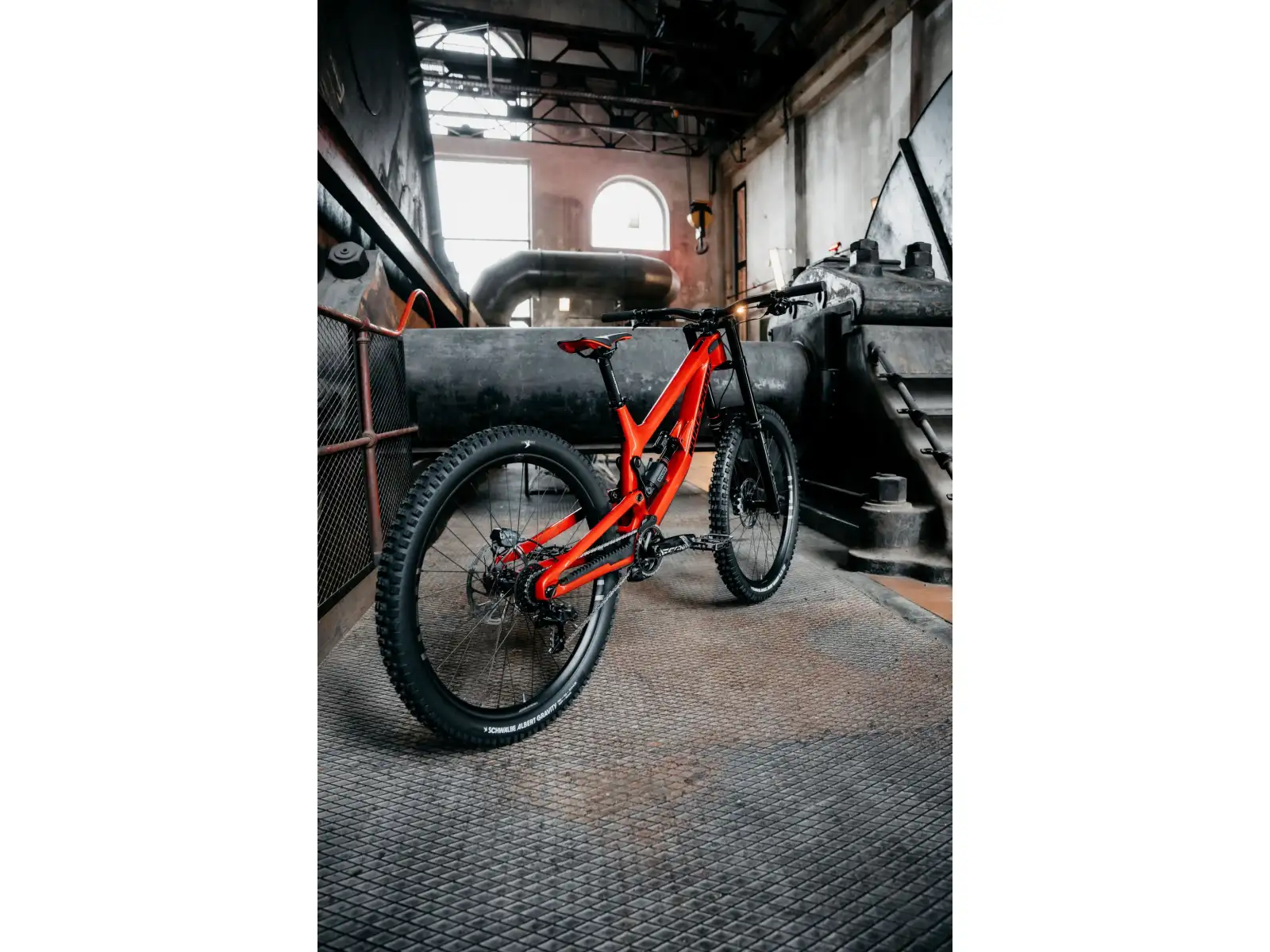 Nukeproof Dissent Carbon Pro 297 GX DH7 sjezdové kolo Red
