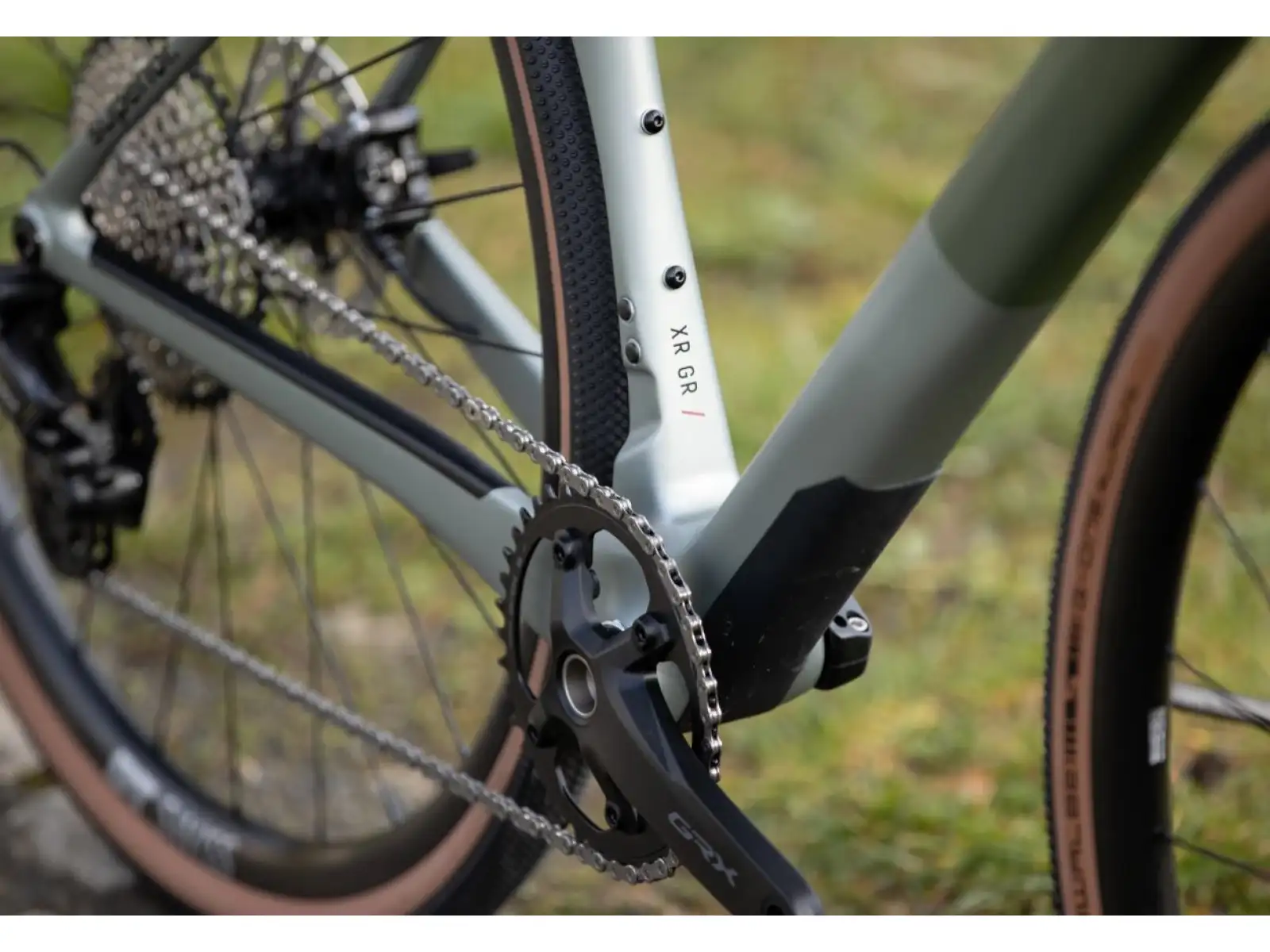 Superior XR 9.5 GR gravel kolo Matte Green Grey