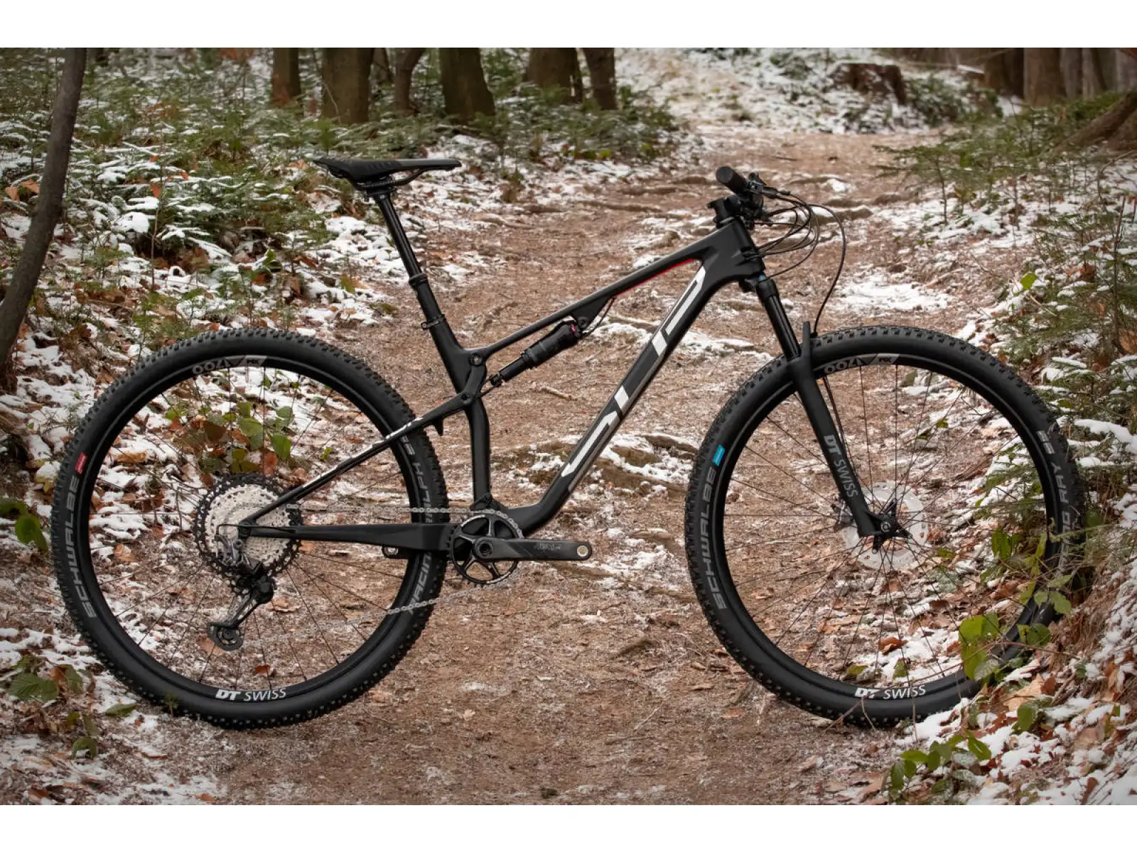 Superior Team XF 29 Issue horské kolo Gloss Carbon/Chrome