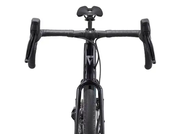 Giant Revolt Advanced Pro 1 gravel kolo Black Currant