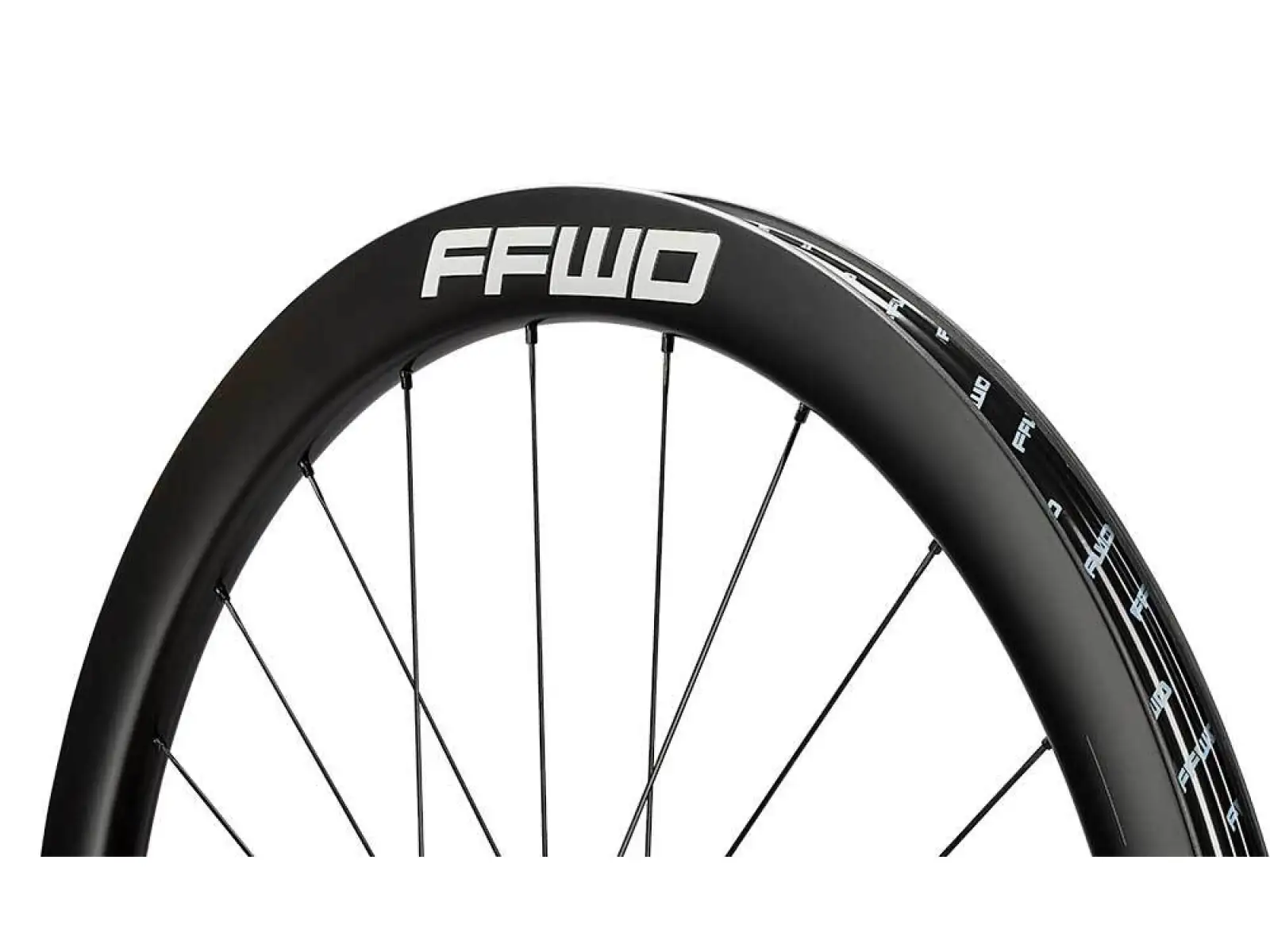FFWD RYOT44 V2 FFWD N/Gage 2:1 silniční zapletená kola White