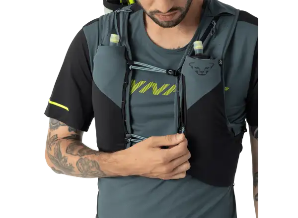 Dynafit Ultra 12 běžecká vesta Cinder/Black Out