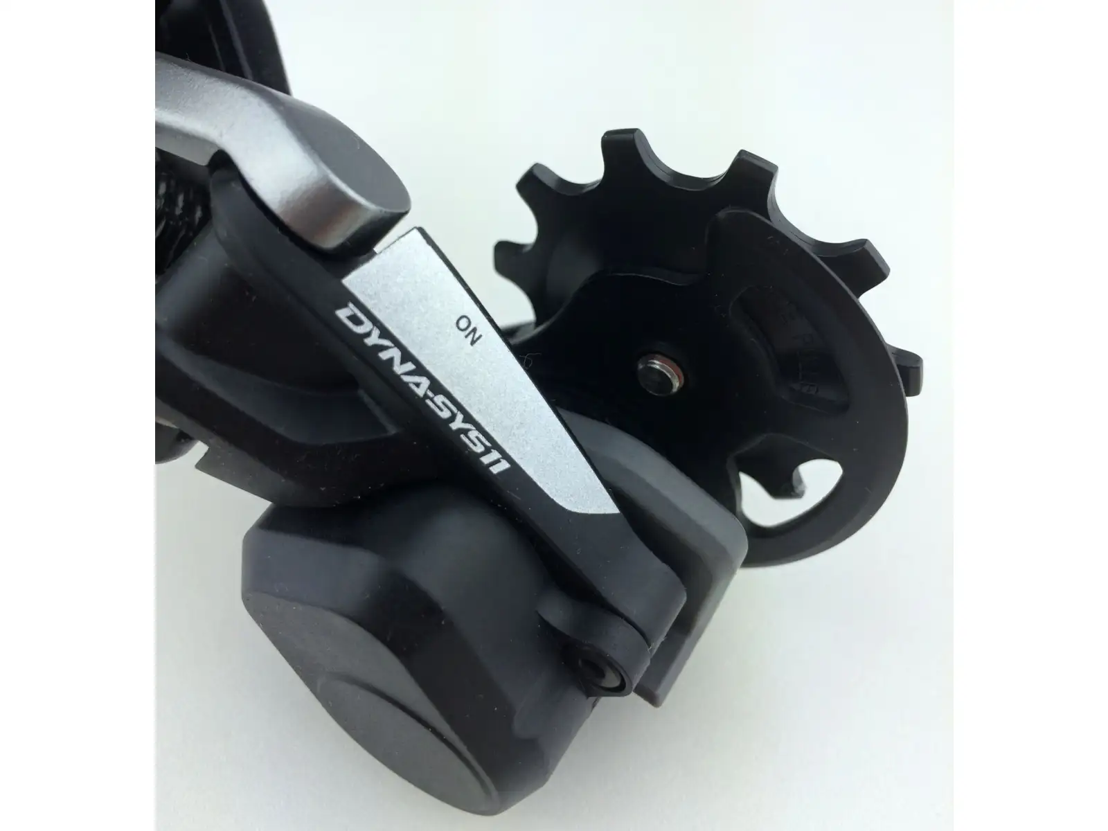 Shimano SLX RD-M7000 GS Shadow+ přehazovačka 1/2x11