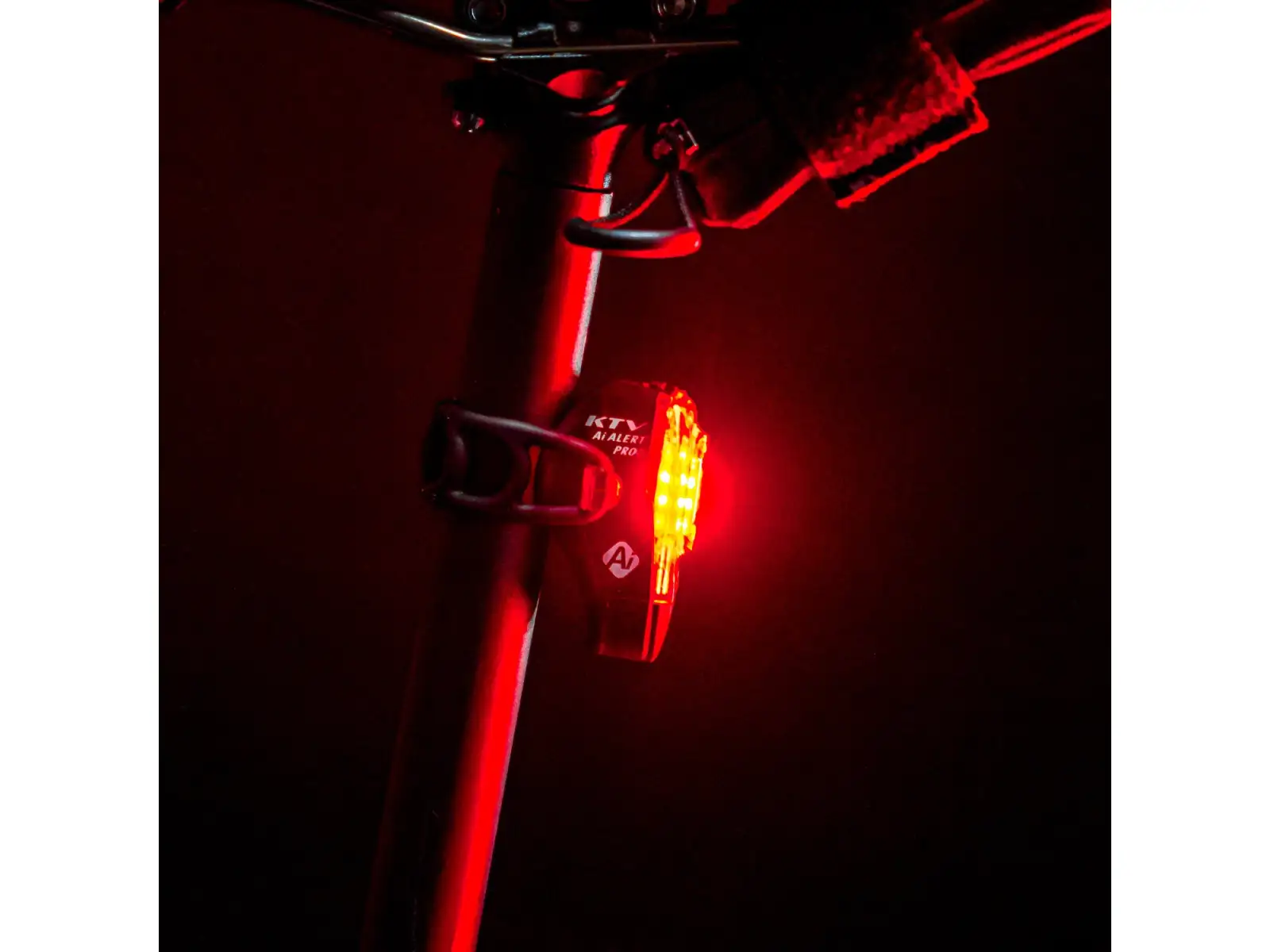 Lezyne KTV PRO+ Ai Alert zadní světlo black