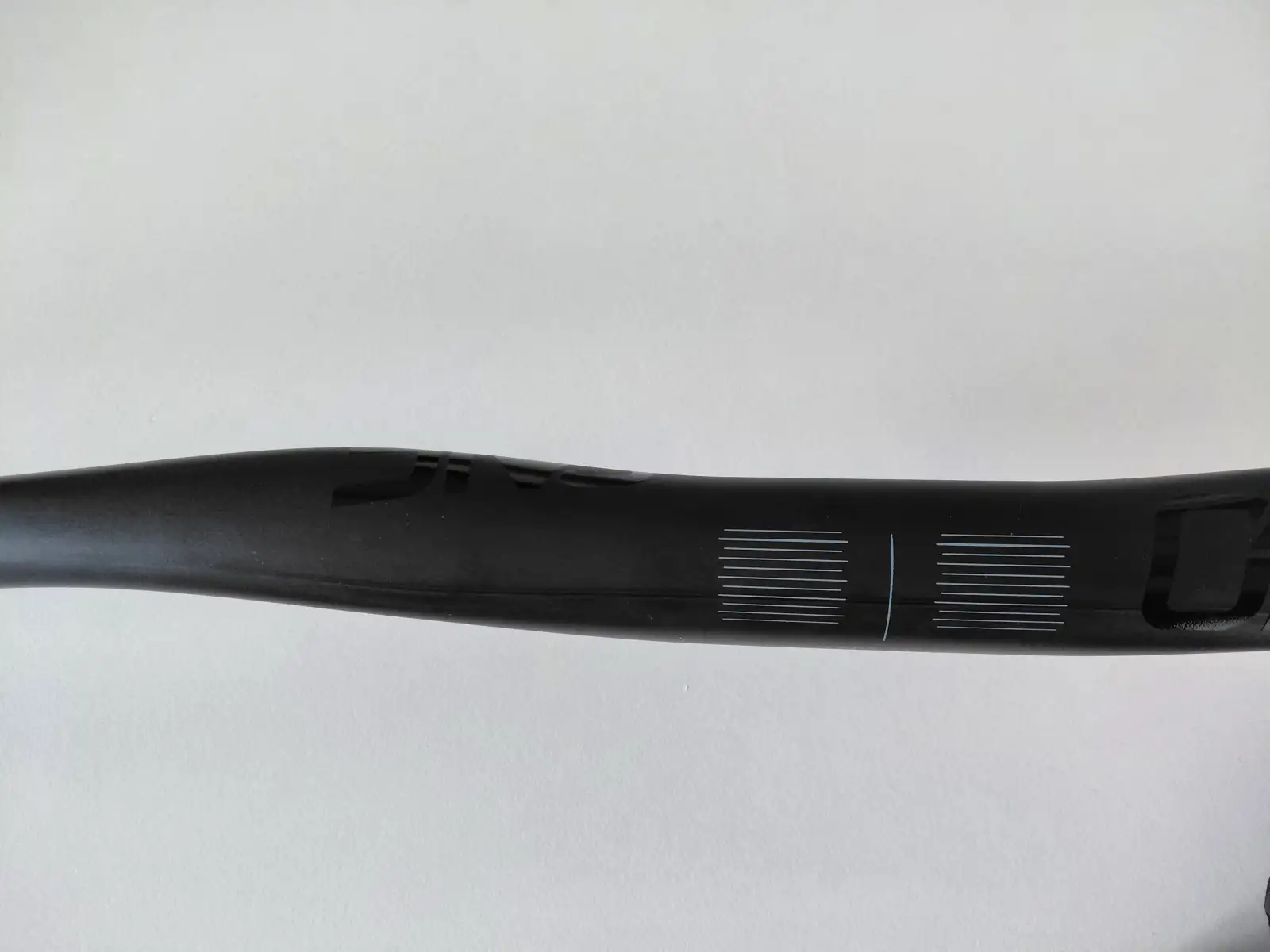 OneUp řídítka V2 Carbon 35/720 mm zkrácená černá 20 mm zdvih