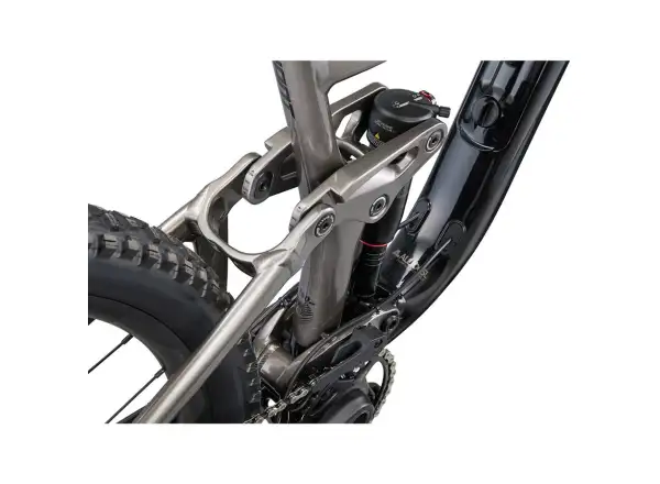 Giant Reign 2 horské kolo black/metal