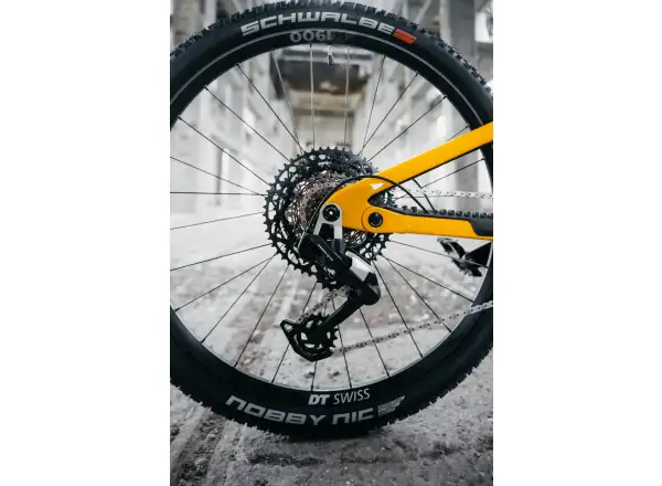 Nukeproof Reactor Alloy Pro 290 Eagle 90 celoodpružené kolo Yellow