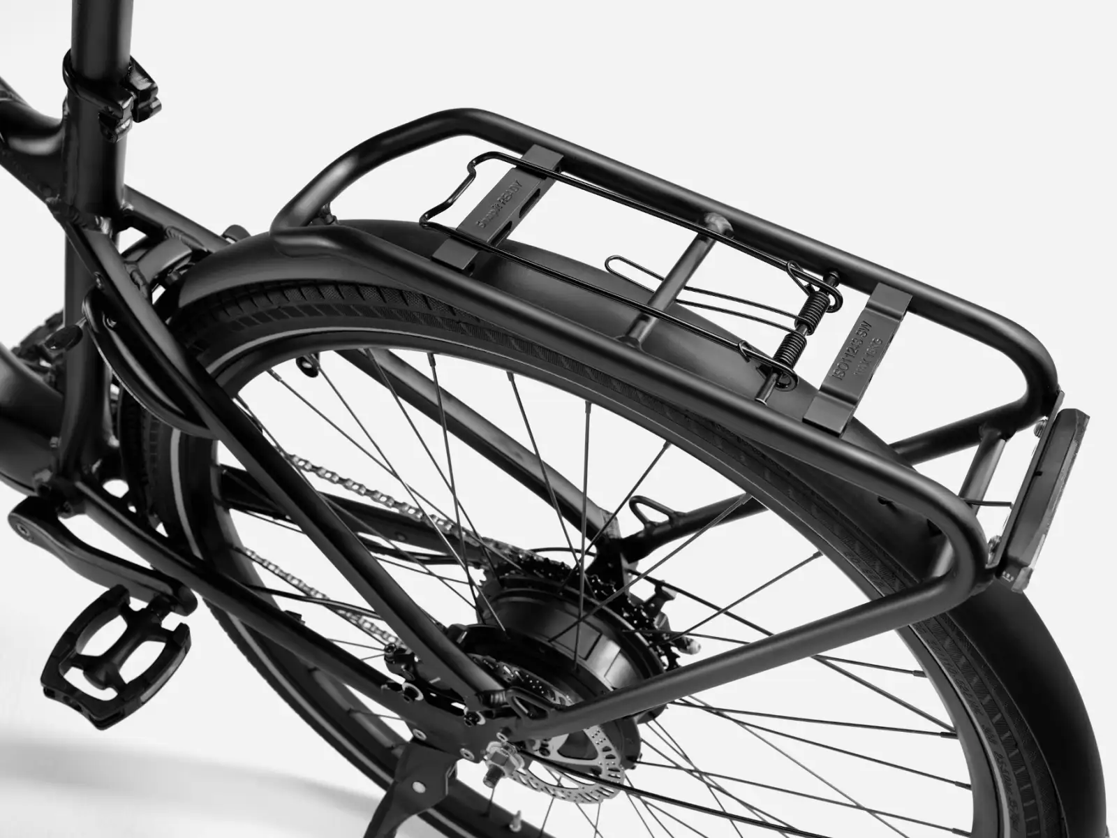Cannondale Mavaro NEO SL 2 nízkonástupové městské elektrokolo Black Cherry