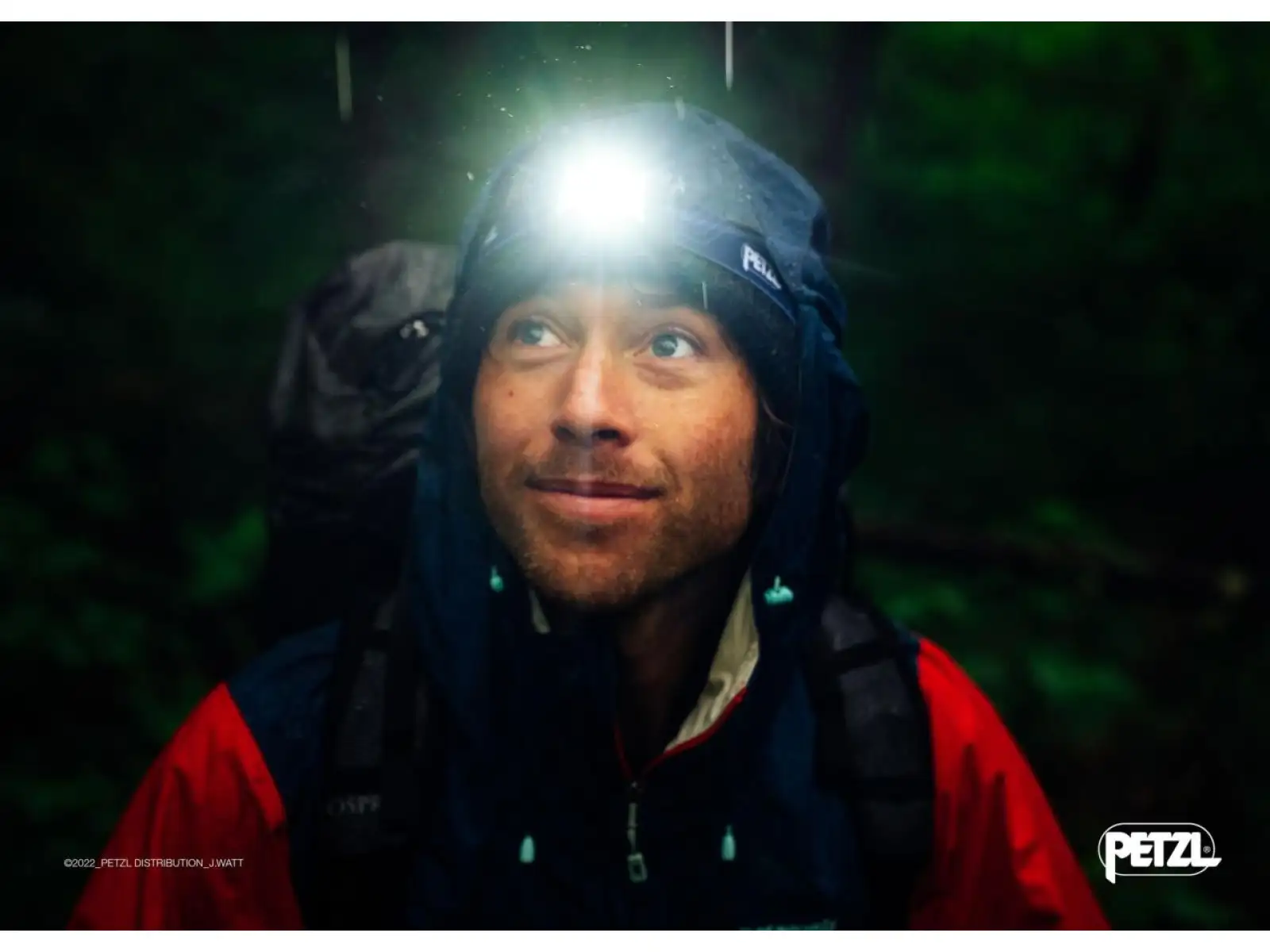 Petzl TIKKA CORE BLUE 2025 svítilna modrá