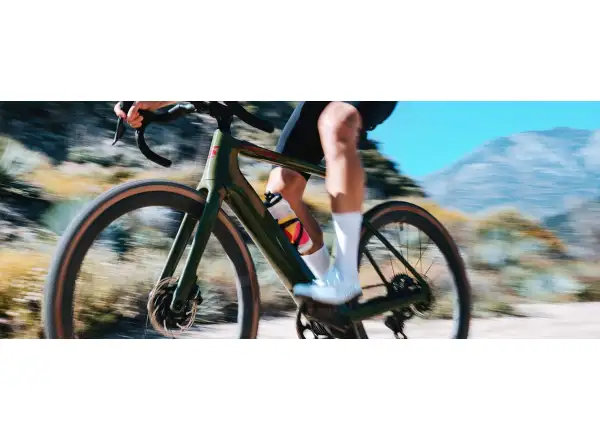Cervélo Rouvida Force XPLR AXS 1 silniční elektrokolo Expedition Green