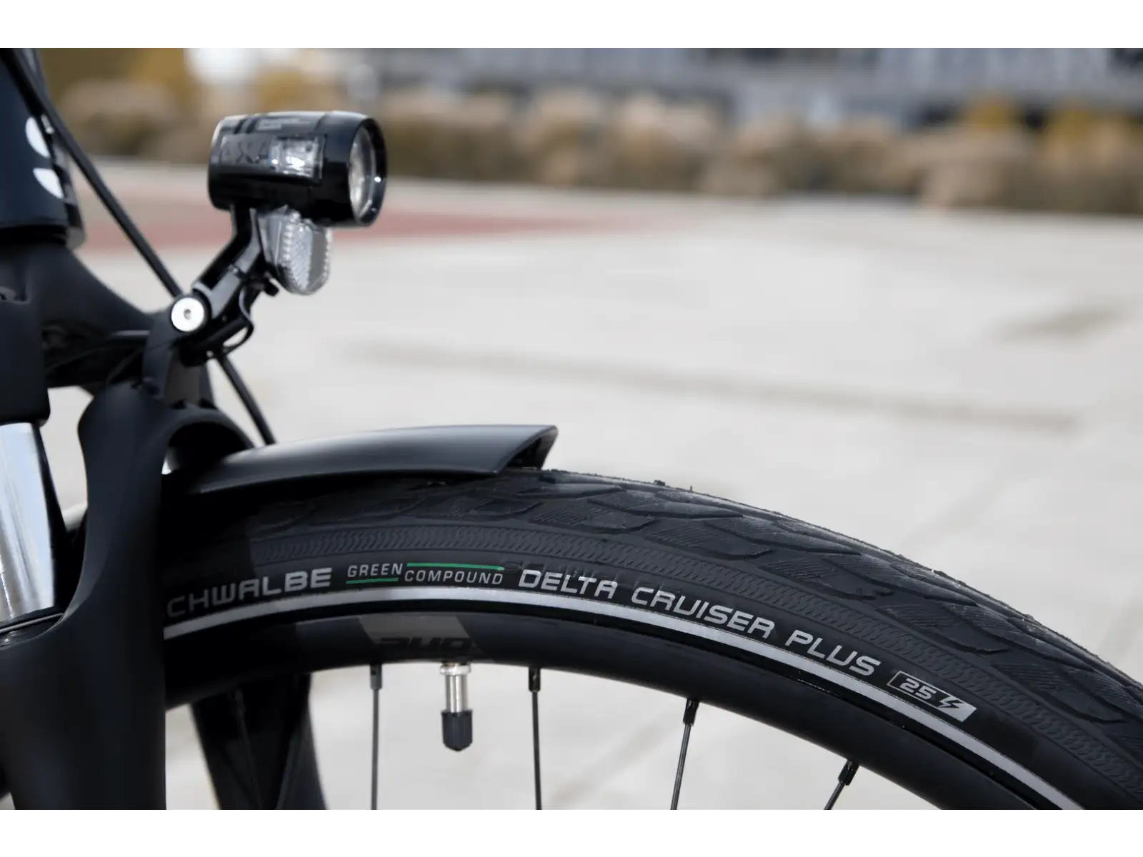 Superior Blox 6.7 T MS kolo Gloss Metallic Black