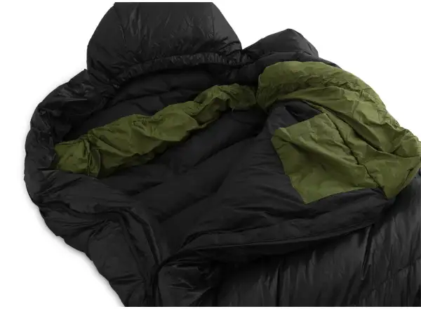 Pinguin Magma 630 Spací pytel -12°C 175 cm červená