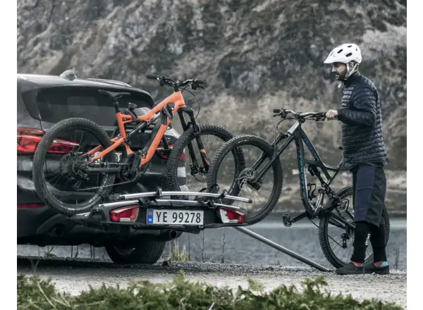 Thule VeloSpace XT nosič na tažné zařízení pro 2-3 kola