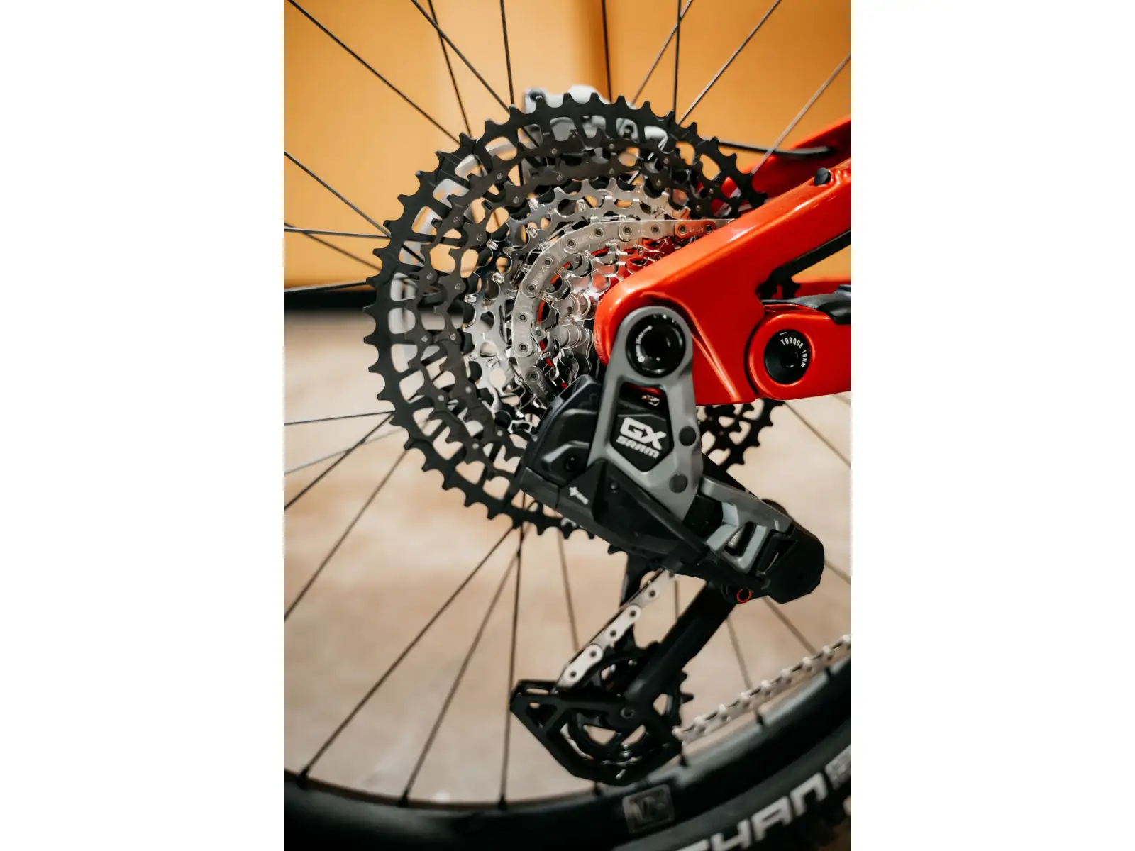 Nukeproof Mega Carbon Pro 297 T-GX celoodpružené kolo Red