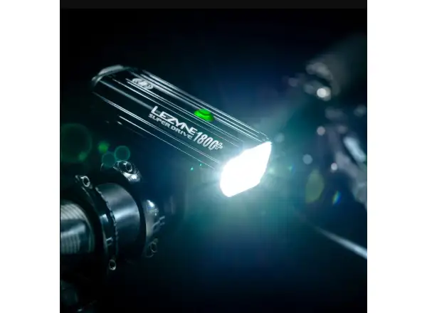 Lezyne Super Drive 1800+ Smart přední světlo Black