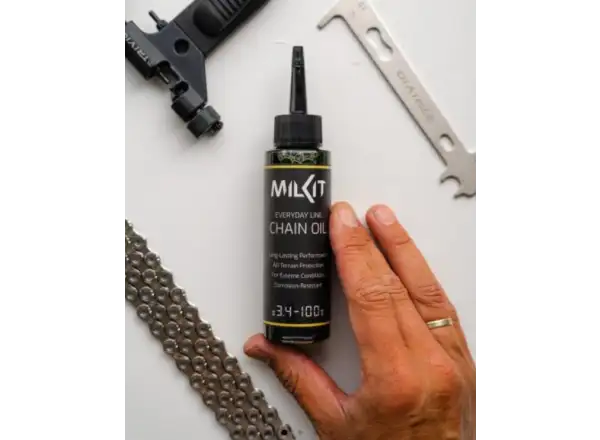 milKit Chain Oil olej na řetěz 100 ml