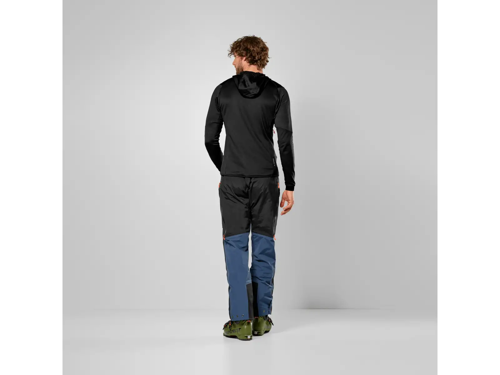 Salewa Sella Crevasse Hooded pánská mikina Black Out