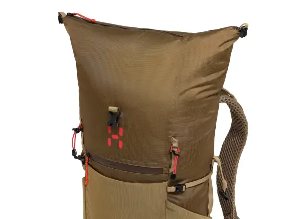Haglöfs Magma Rolltop 40 WR batoh Teak Brown/Oak Brown 40l