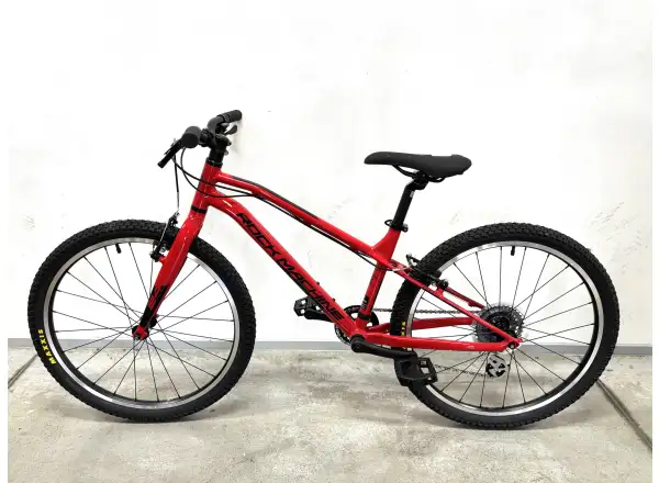 Rock Machine Thunder 24 dětské kolo Red/Black VZOREK