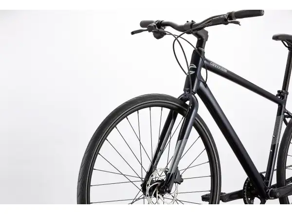 Cannondale Quick 4 trekingové kolo Graphite