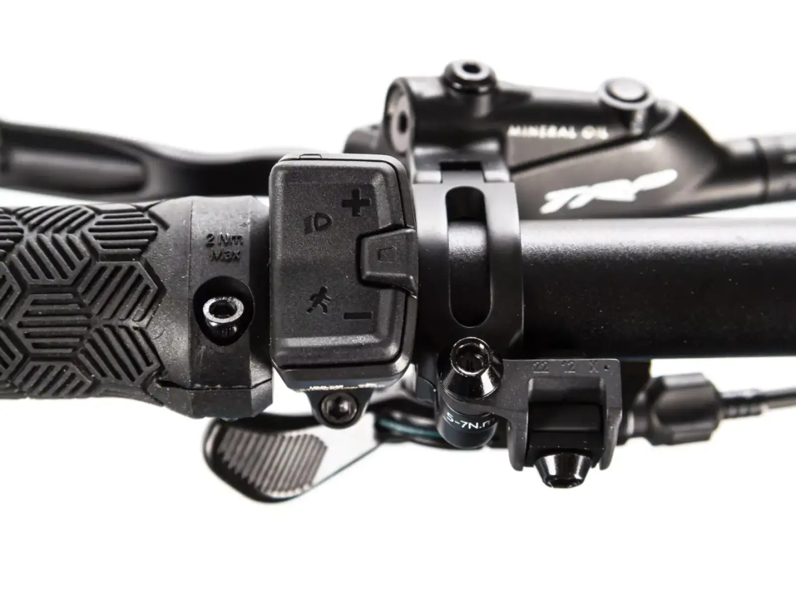 Bulls Sonic Evo AM 2 Carbon 29/27,5 750 Wh celoodpružené elektrokolo Blue
