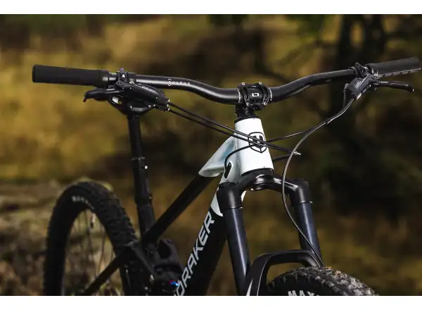 Mondraker Raze celoodpružené kolo black/dirty white