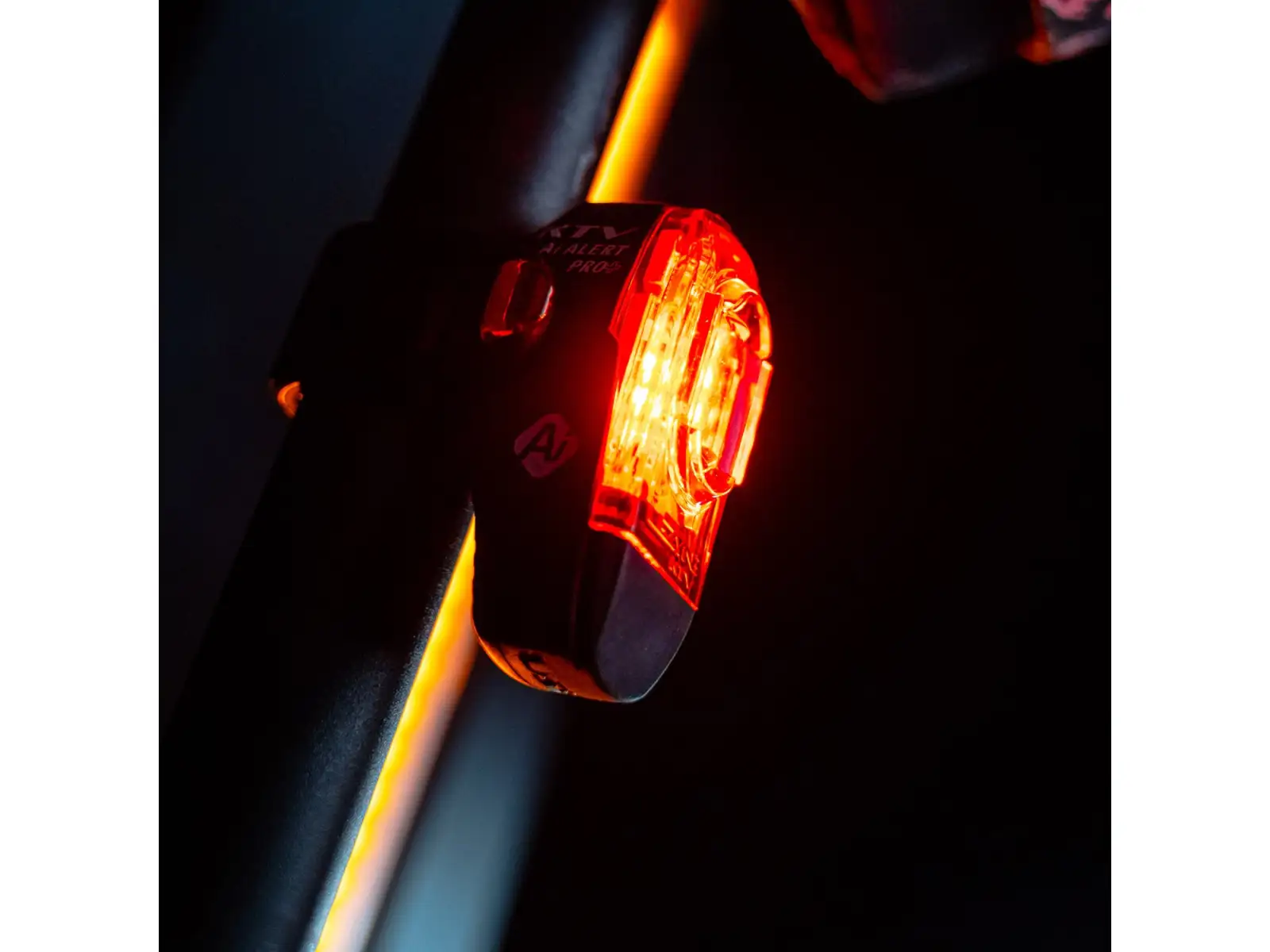 Lezyne KTV PRO+ Ai Alert zadní světlo black