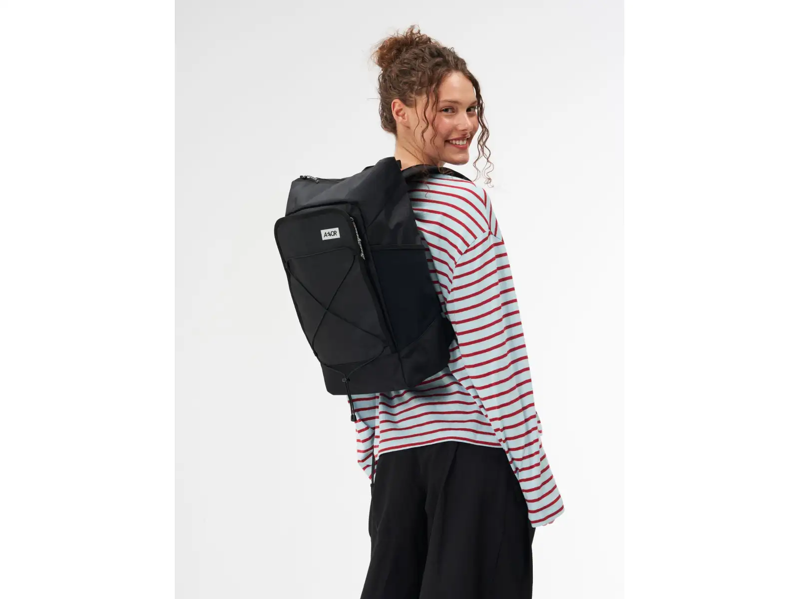 Aevor Day Pack FLX batoh Proof Black
