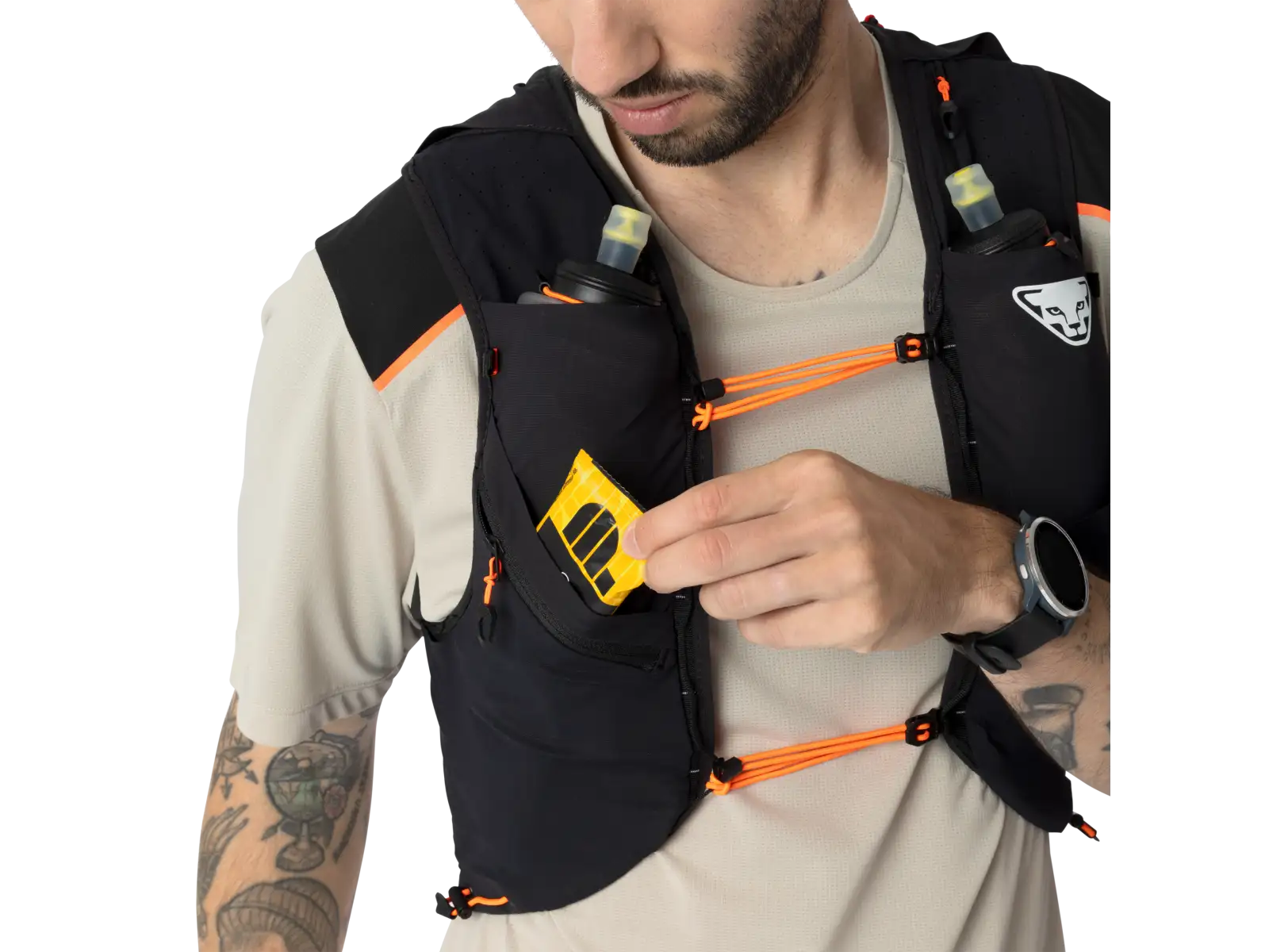 Dynafit Alpine 8 l běžecká vesta Black Out