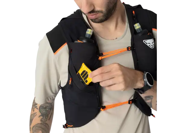 Dynafit Alpine 8 l běžecká vesta Black Out
